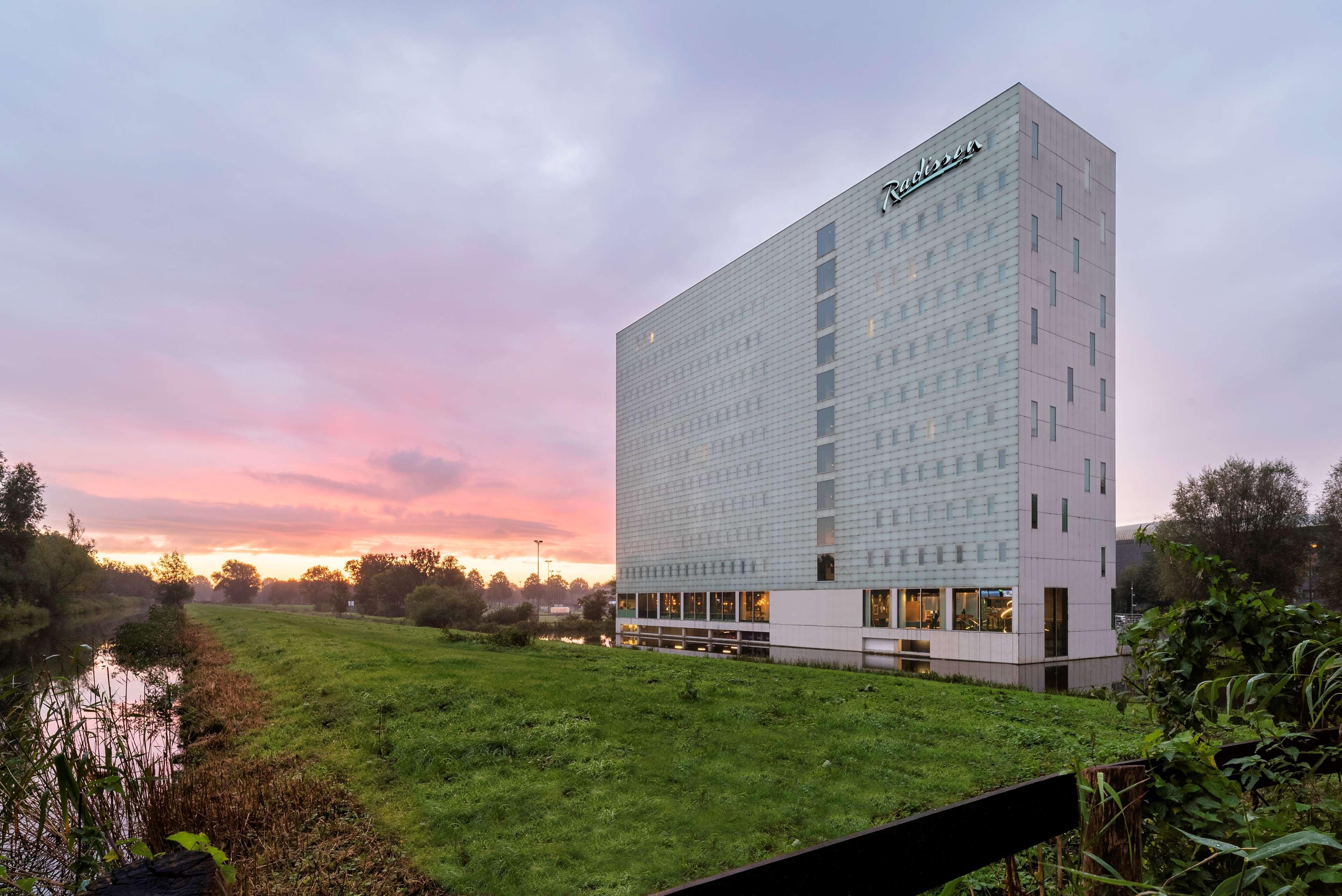 Radisson Hotel And Suites Amsterdam South Exterior photo